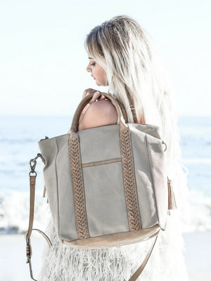 Zargoza Canvas Tote in Knotty Oak